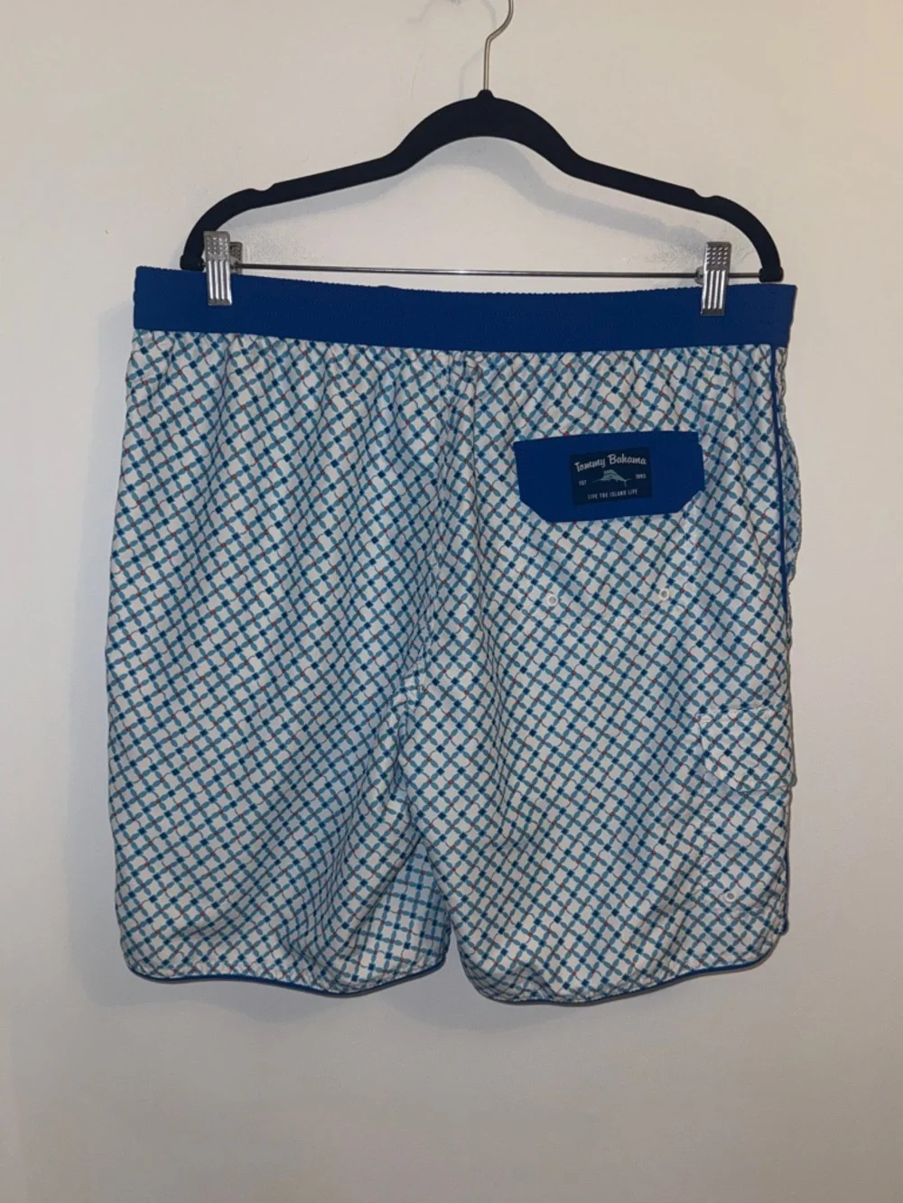 Tommy Bahama Baja Surfside Geo Board Shorts Swim Trunks Men’s XL Blue White